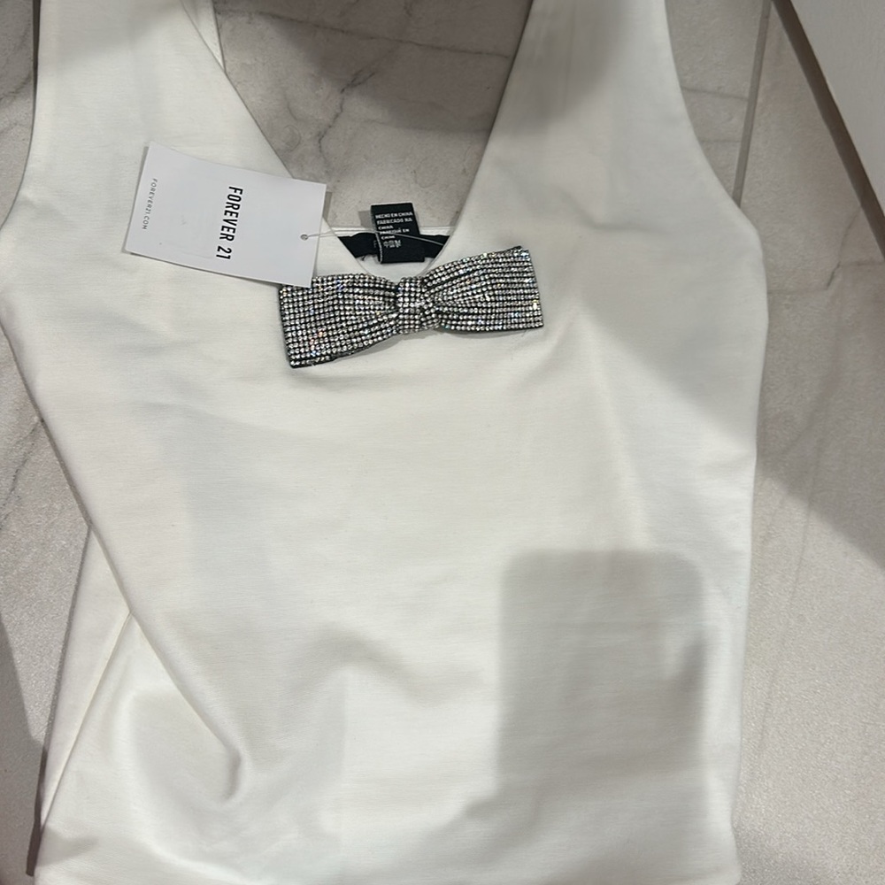 BRAND NEW WHITE AND SILVER GLAM BOW SHIRT BY FOREVER 21!